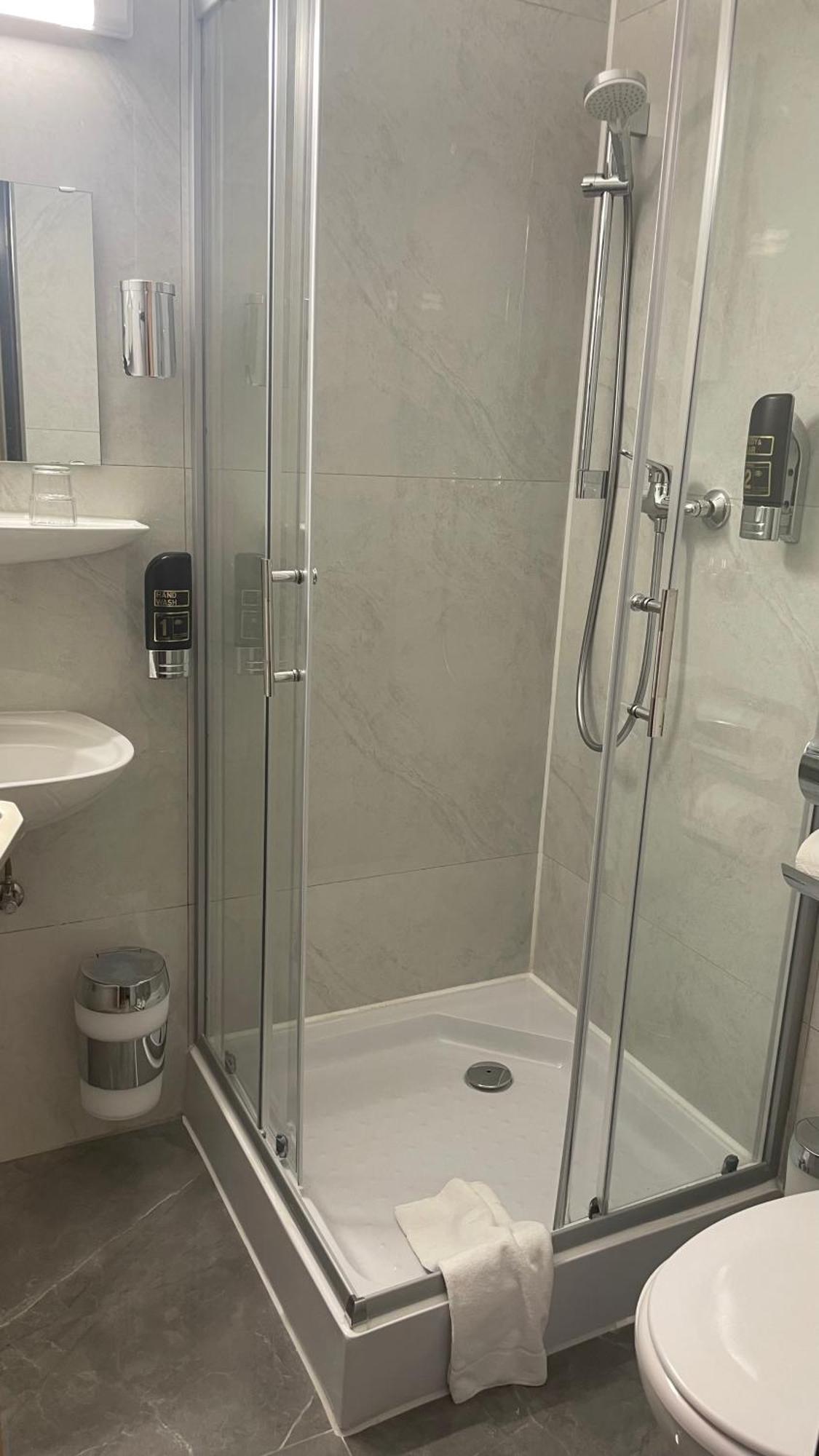 Hotel Spreewitz Am Kurfuerstendamm Berlin Ngoại thất bức ảnh